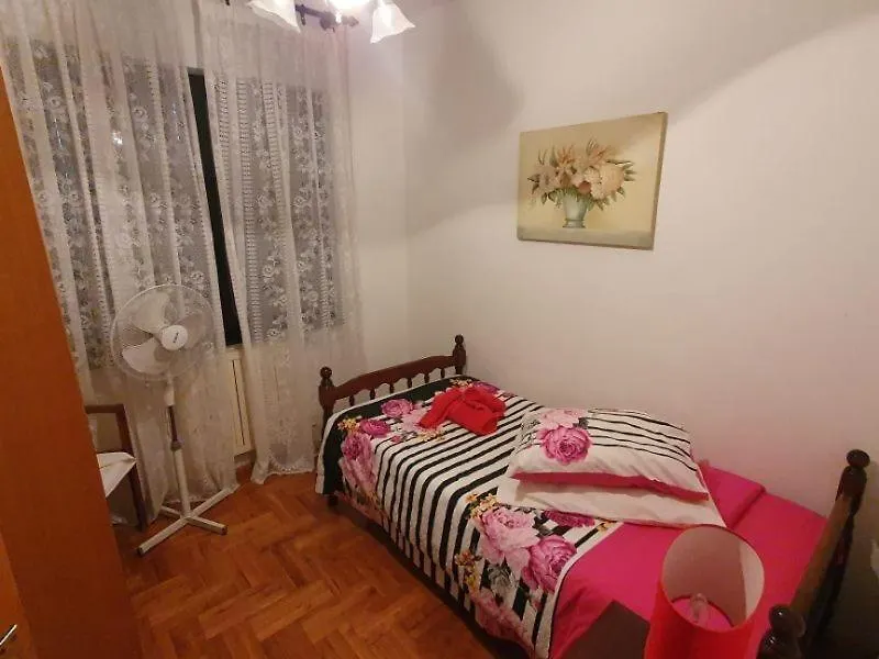 Rooms Roza With Private Bathroom Fuskulin Country Area 6 Km From The Beach